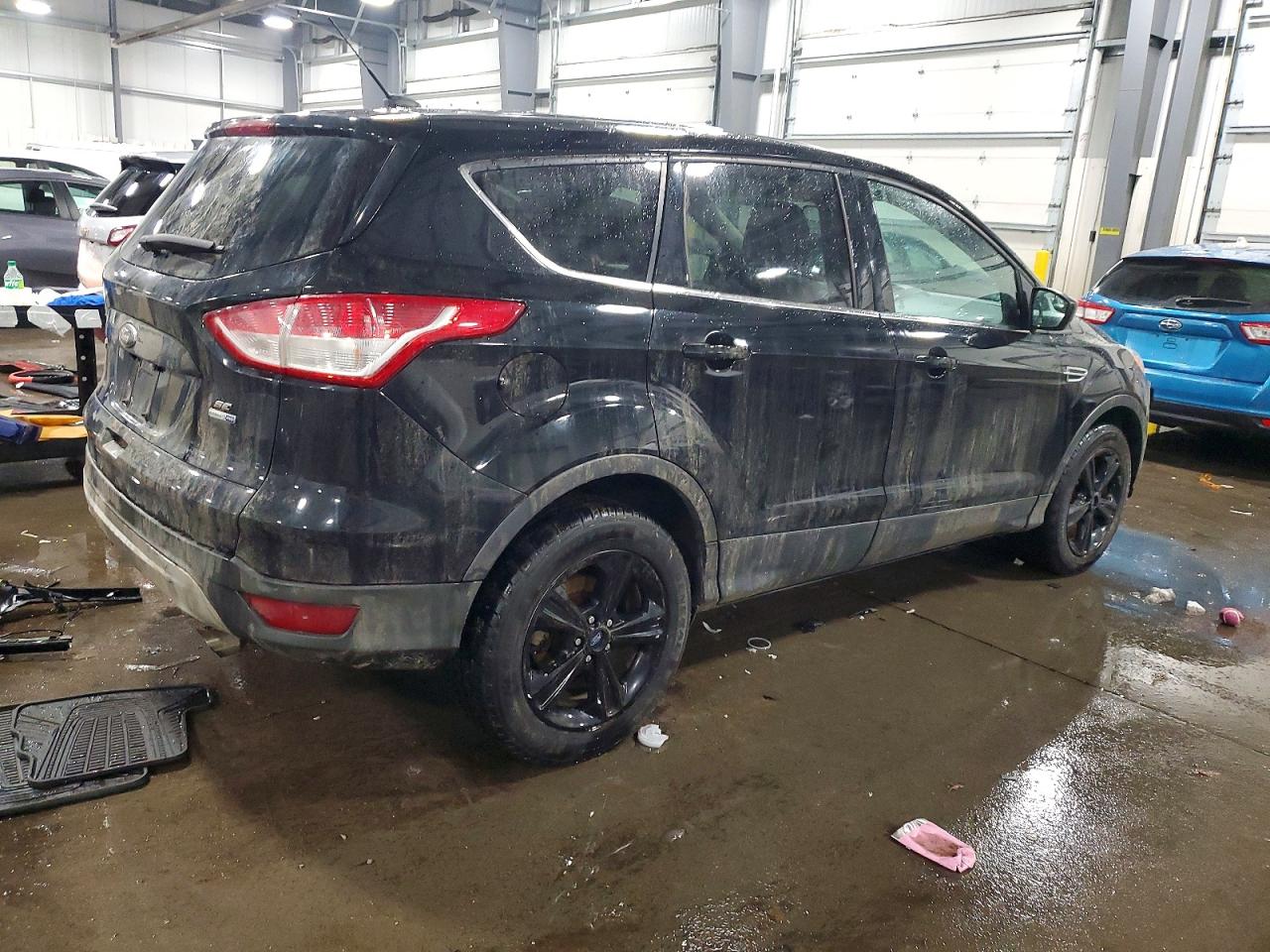 2016 FORD ESCAPE SE photo 3