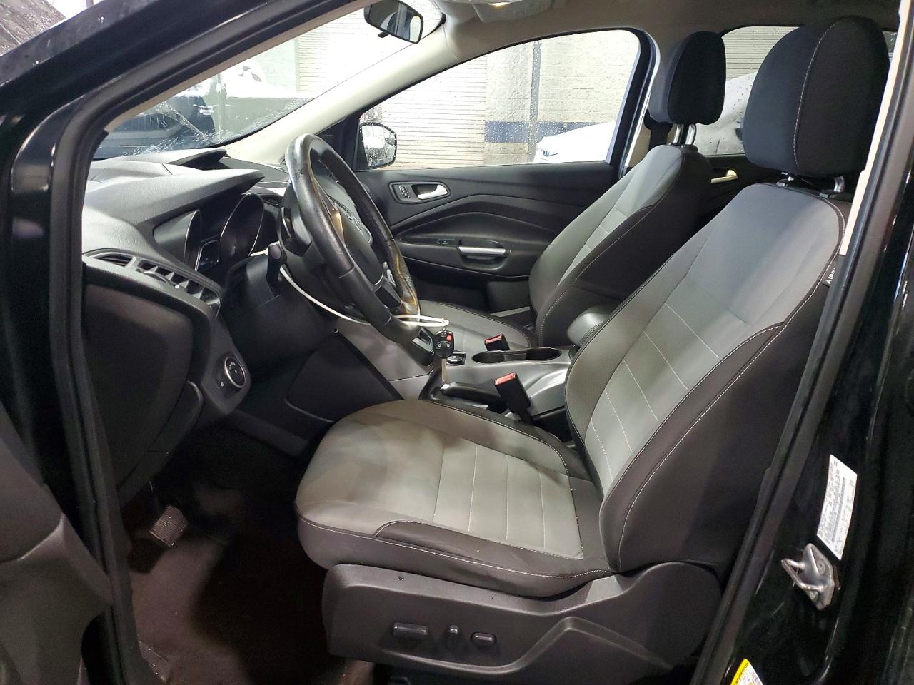 2016 FORD ESCAPE SE photo 7