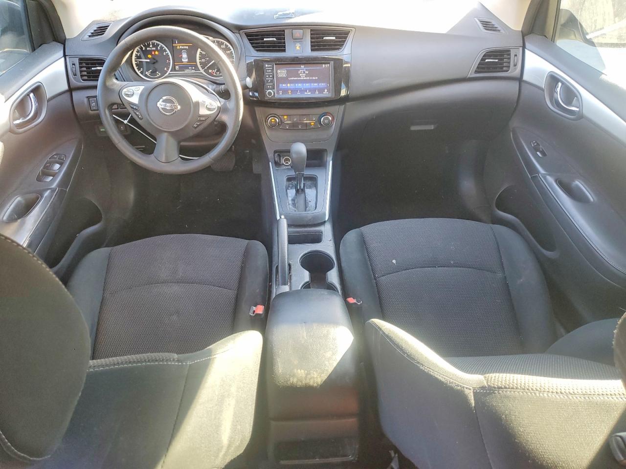 2019 NISSAN SENTRA S photo 8