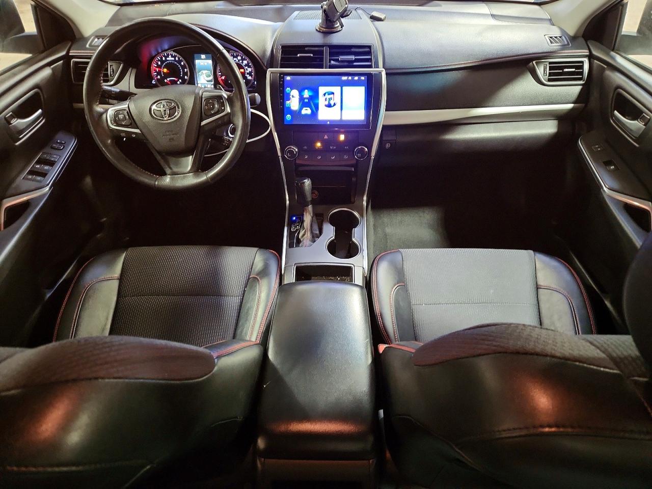 2017 TOYOTA CAMRY LE photo 8