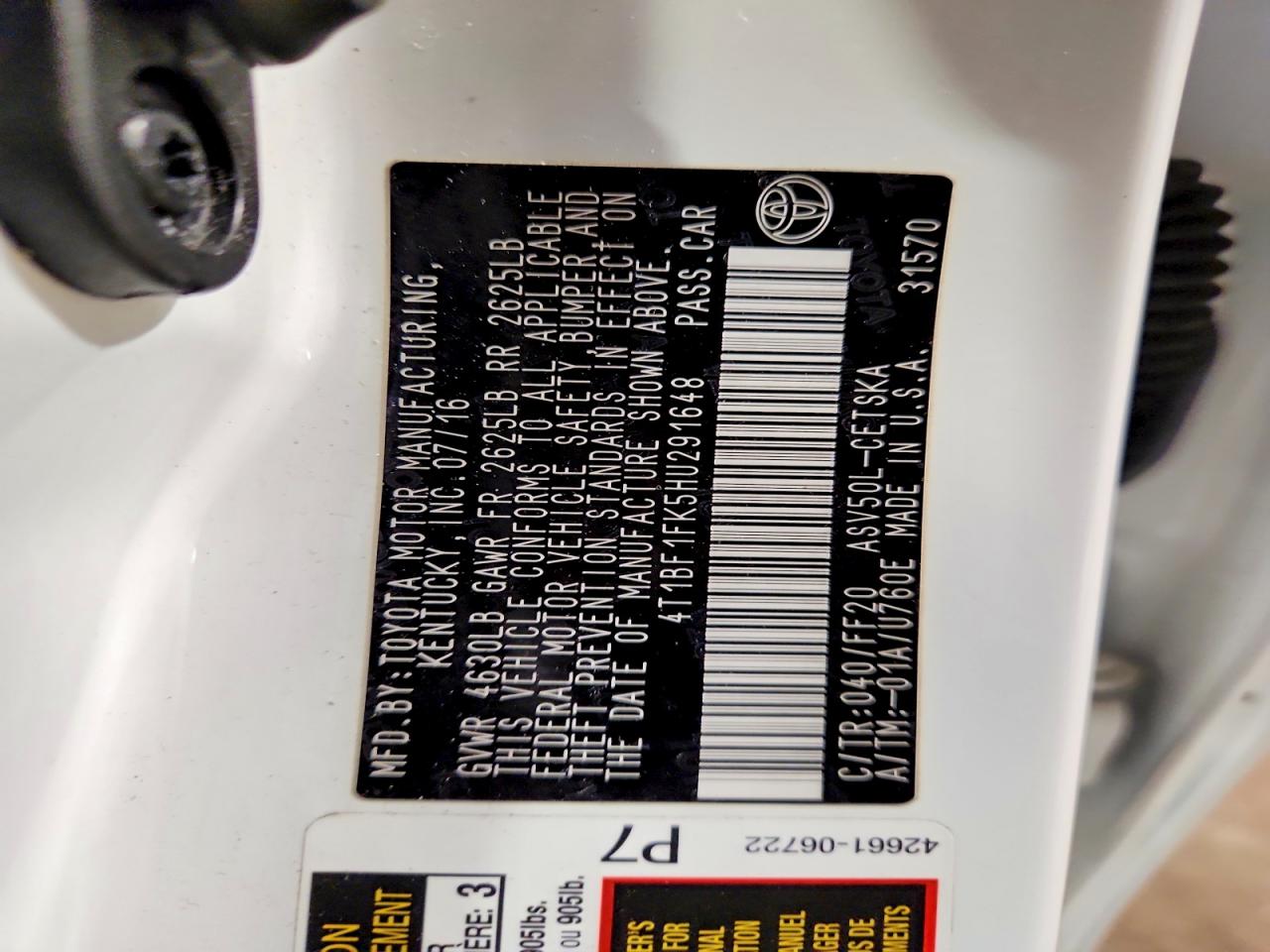 2017 TOYOTA CAMRY LE photo 12