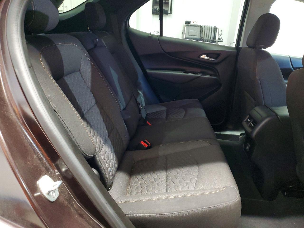 2020 CHEVROLET EQUINOX LT photo 11