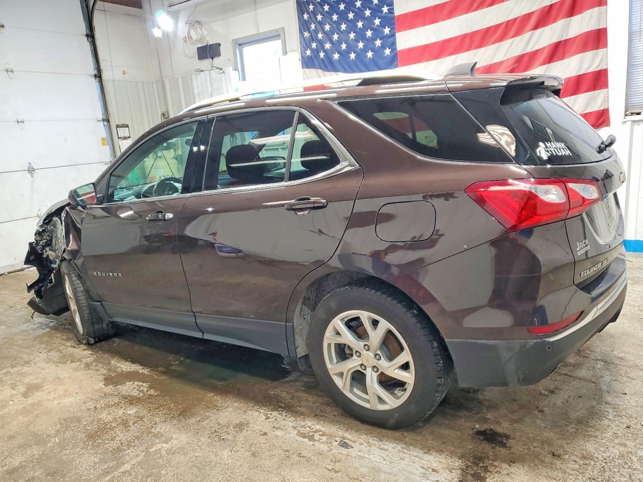 2020 CHEVROLET EQUINOX LT photo 2