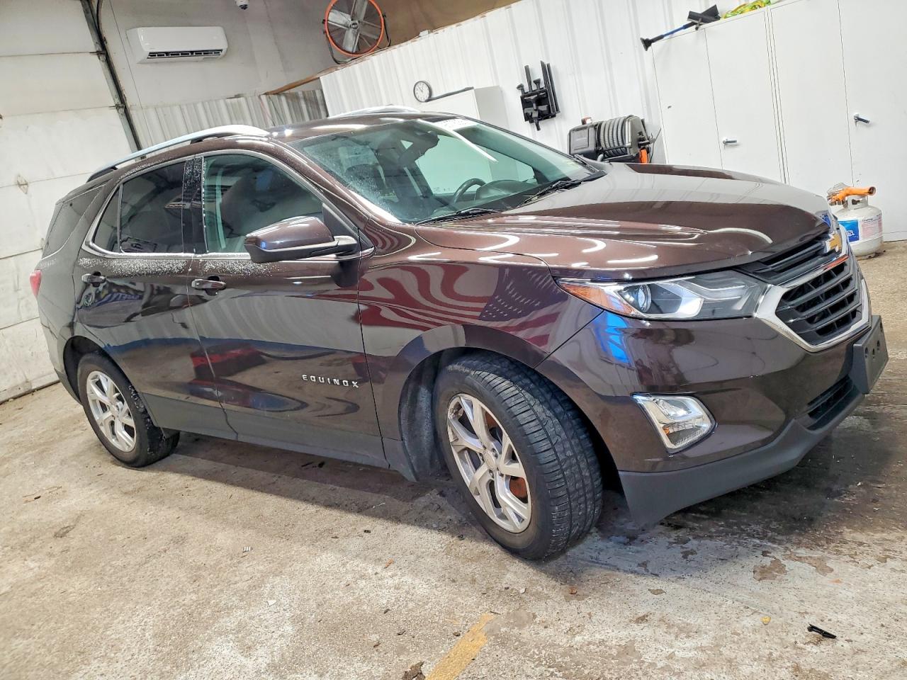 2020 CHEVROLET EQUINOX LT photo 4