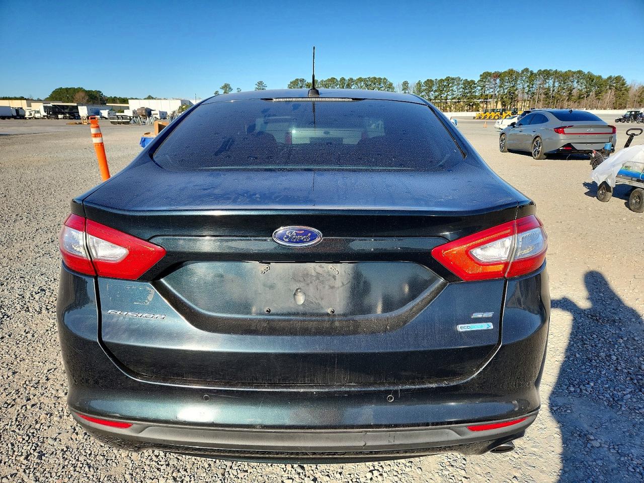 2014 FORD FUSION SE photo 6
