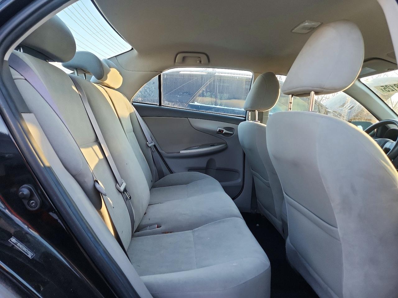 2010 TOYOTA COROLLA BASE photo 10