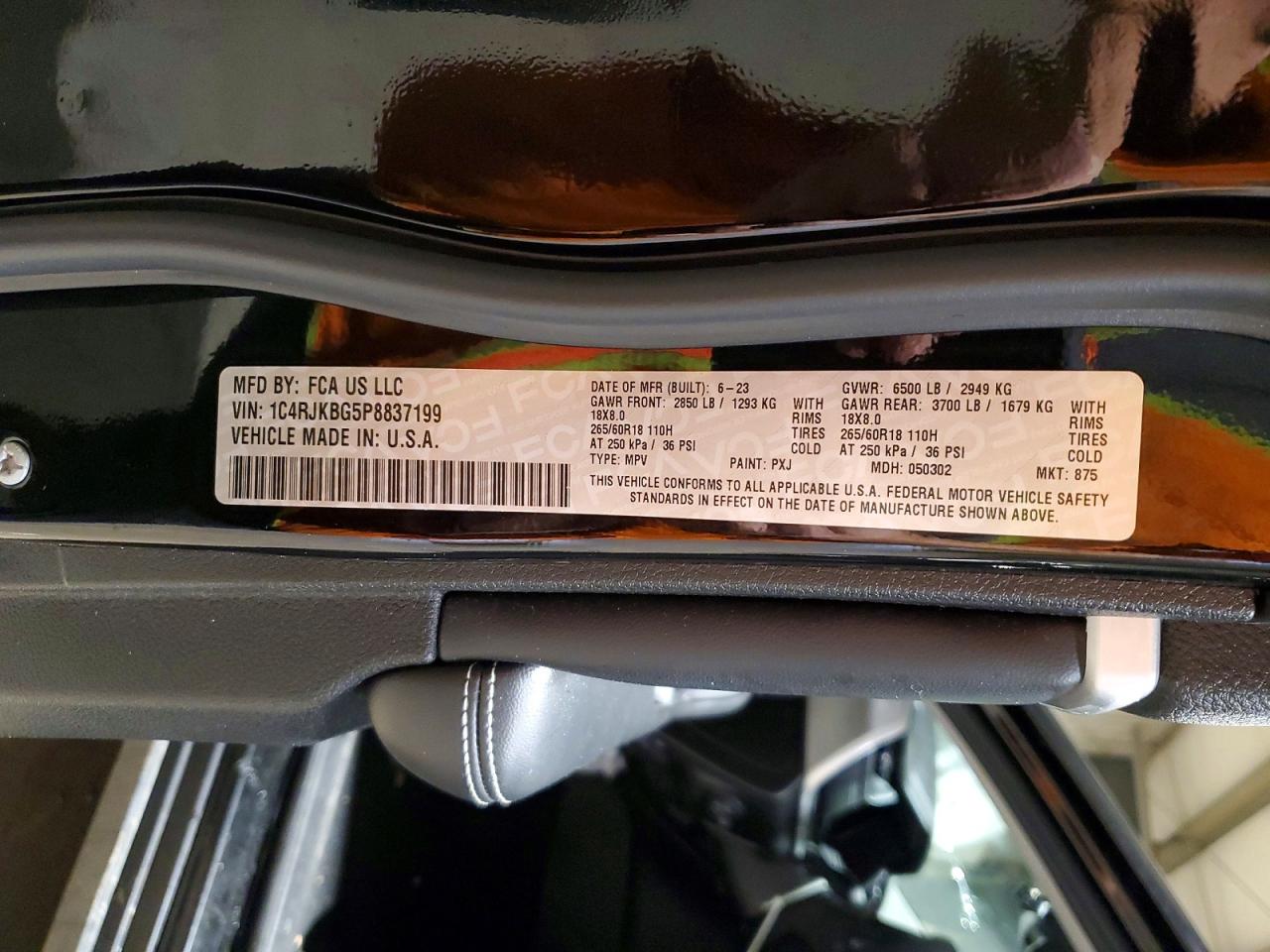 2023 JEEP GRAND CHEROKEE L LIMITED photo 13