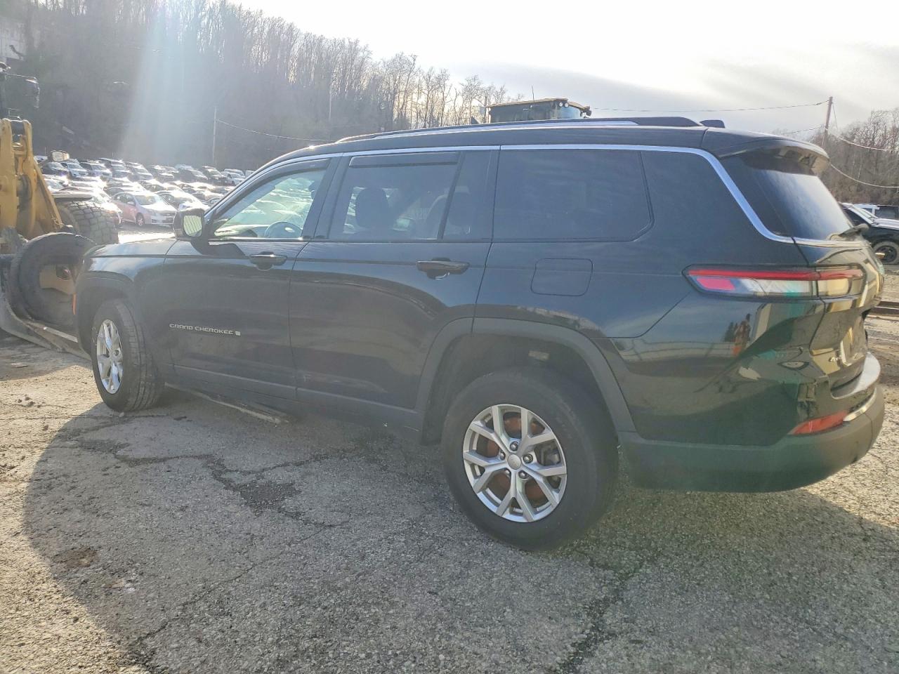 2023 JEEP GRAND CHEROKEE L LIMITED photo 2