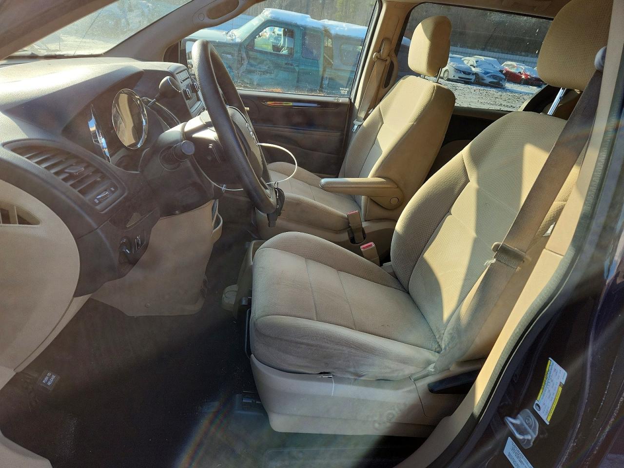 2013 DODGE GRAND CARAVAN SE photo 13