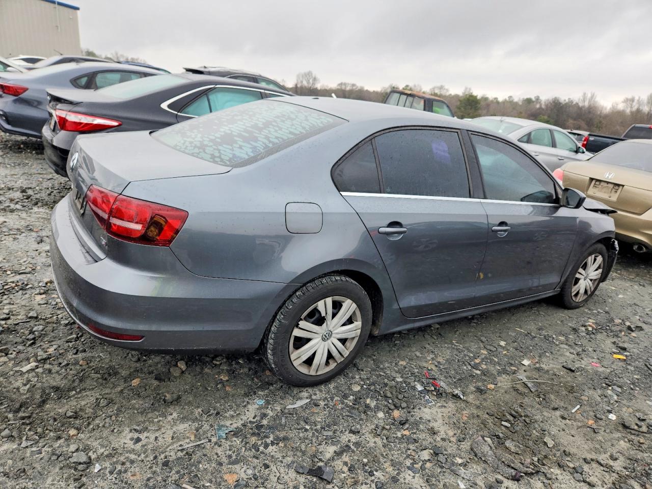 2017 VOLKSWAGEN JETTA S photo 3