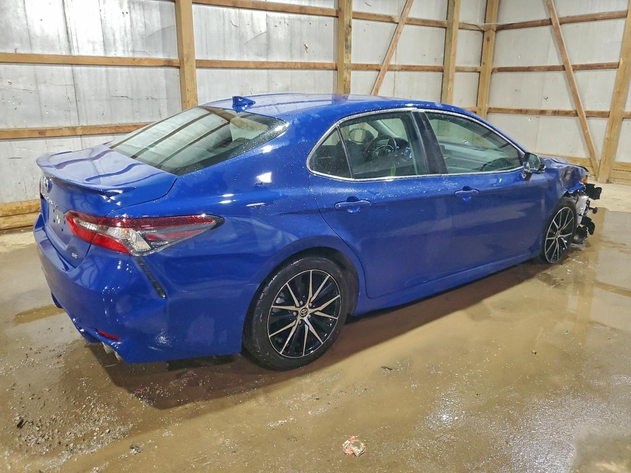 2024 TOYOTA CAMRY SE NIGHT SHADE photo 3