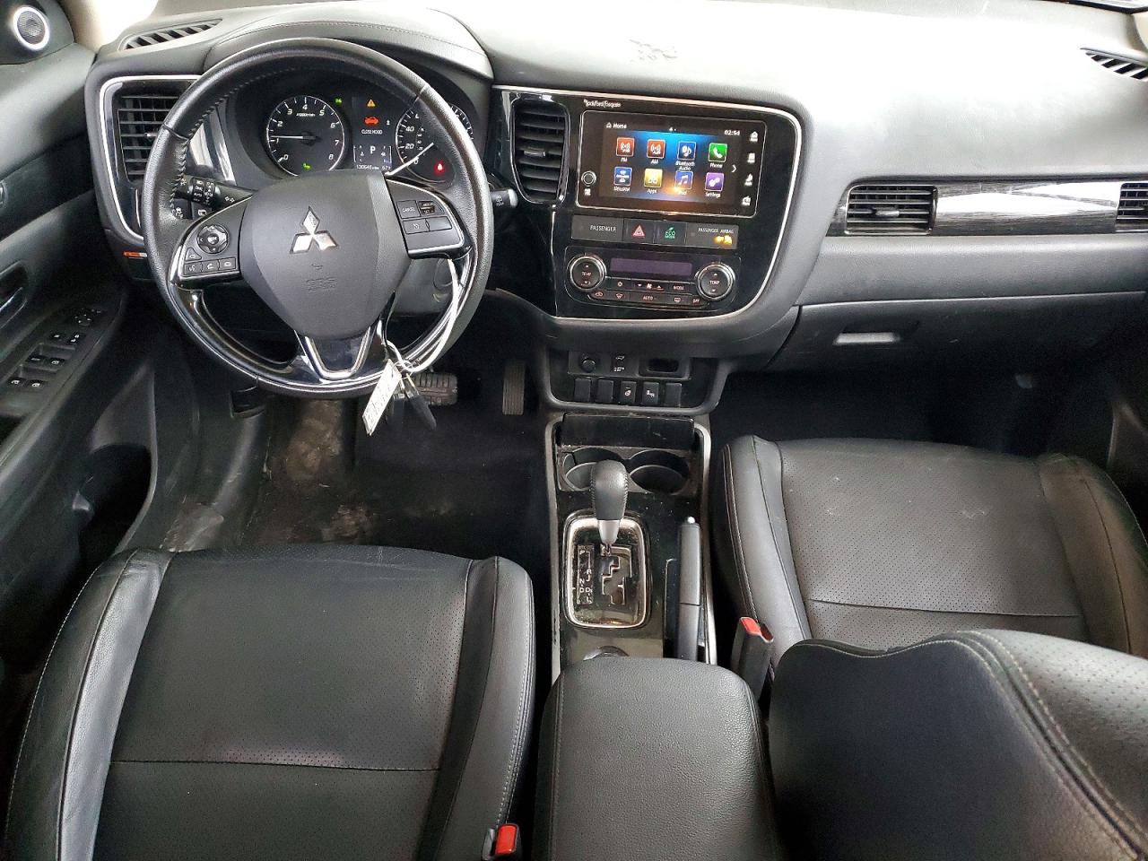 2018 MITSUBISHI OUTLANDER SE photo 8