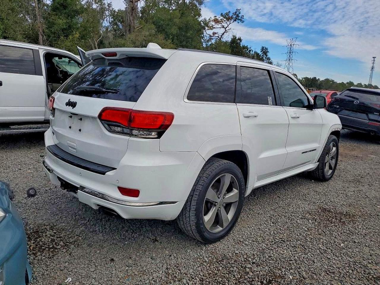 2015 JEEP GRAND CHEROKEE OVERLAND photo 3