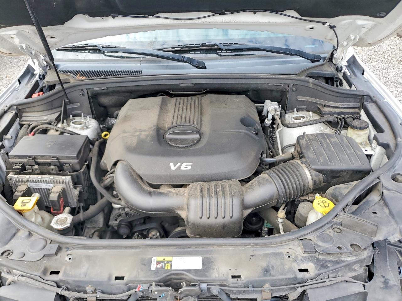 2015 JEEP GRAND CHEROKEE OVERLAND photo 12