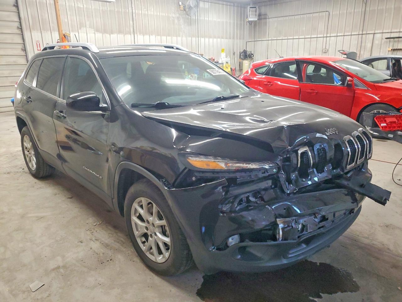 2017 JEEP CHEROKEE LATITUDE photo 4