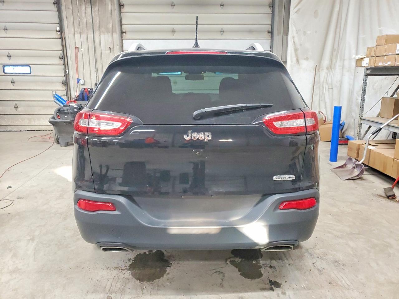 2017 JEEP CHEROKEE LATITUDE photo 6