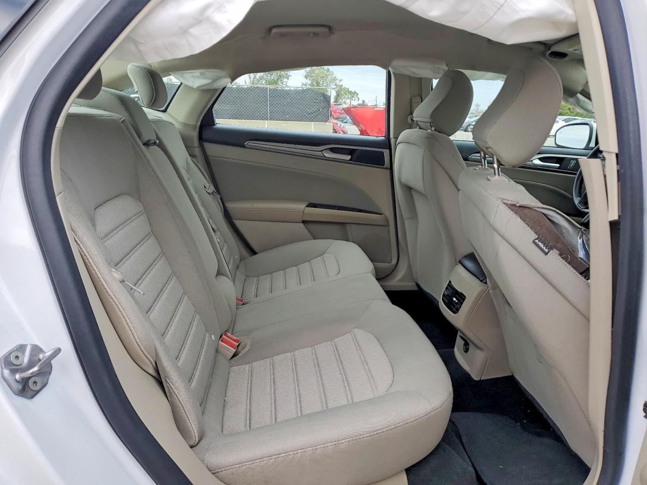 2020 FORD FUSION SE photo 10