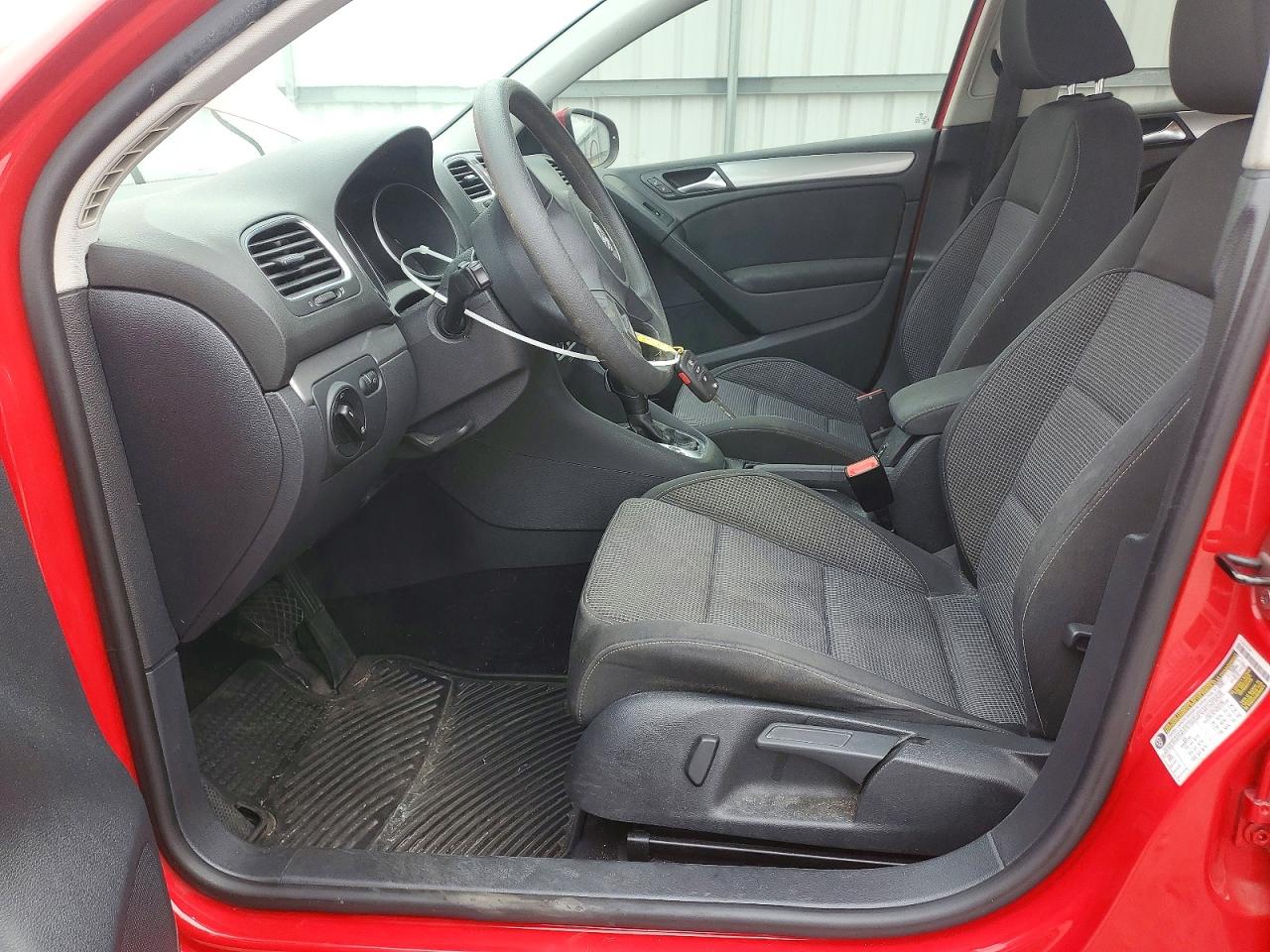 2012 VOLKSWAGEN GOLF photo 7