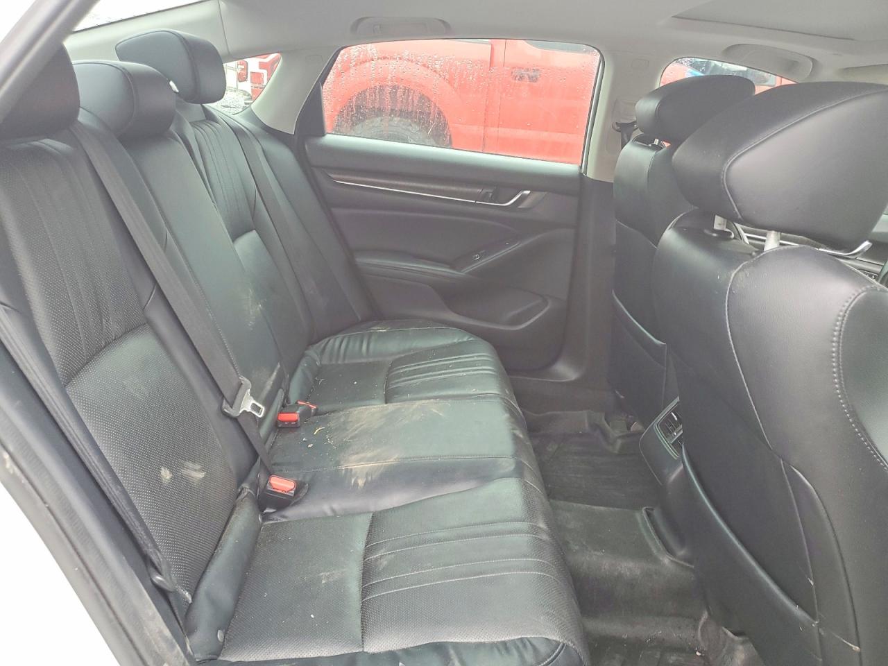 2018 HONDA ACCORD TOURING photo 10