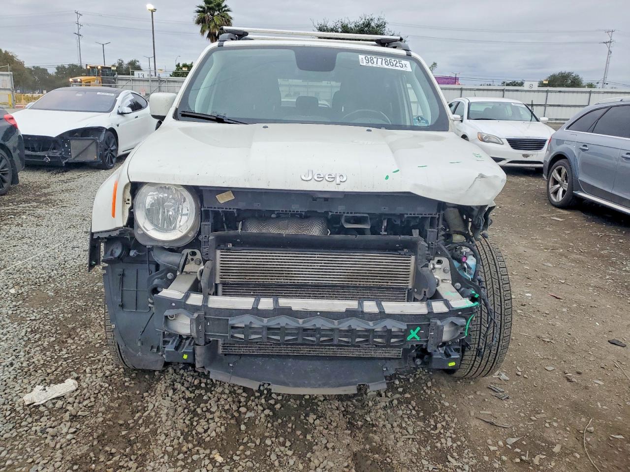 2020 JEEP RENEGADE LATITUDE photo 5