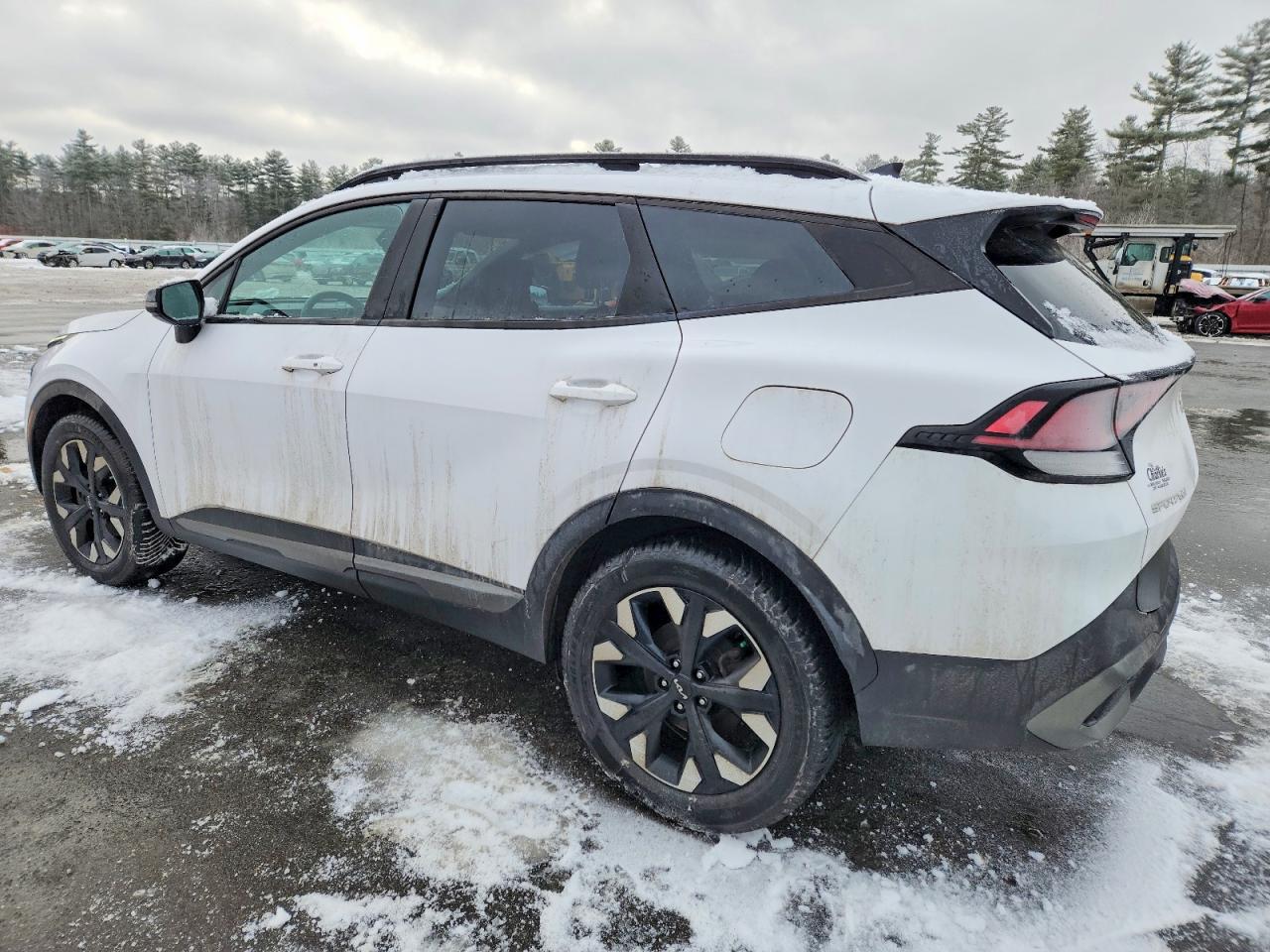 2023 KIA SPORTAGE X LINE photo 2