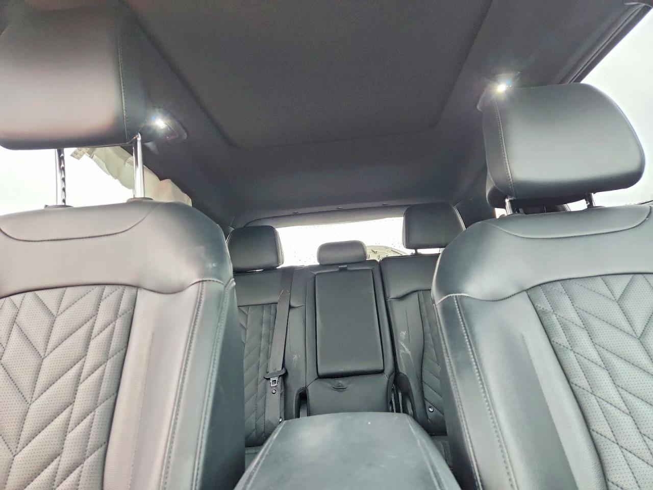 2023 KIA SPORTAGE X LINE photo 10
