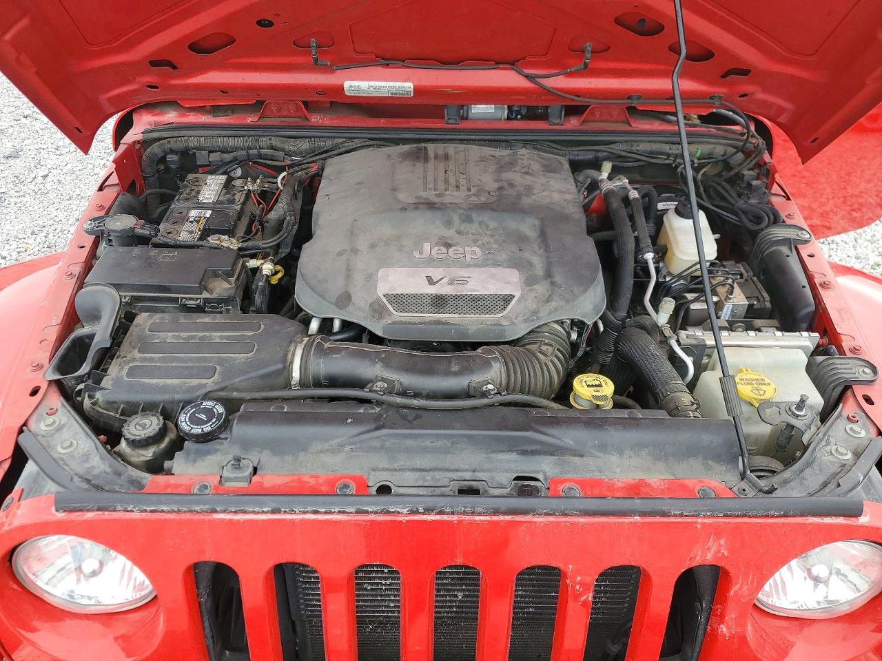 2015 JEEP WRANGLER UNLIMITED SAHARA photo 12
