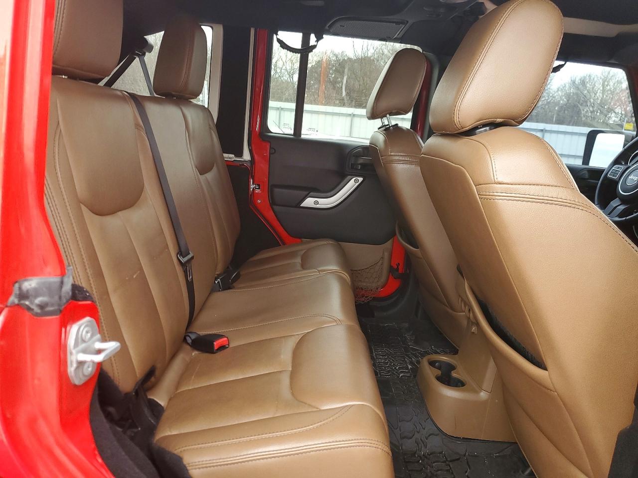 2015 JEEP WRANGLER UNLIMITED SAHARA photo 11
