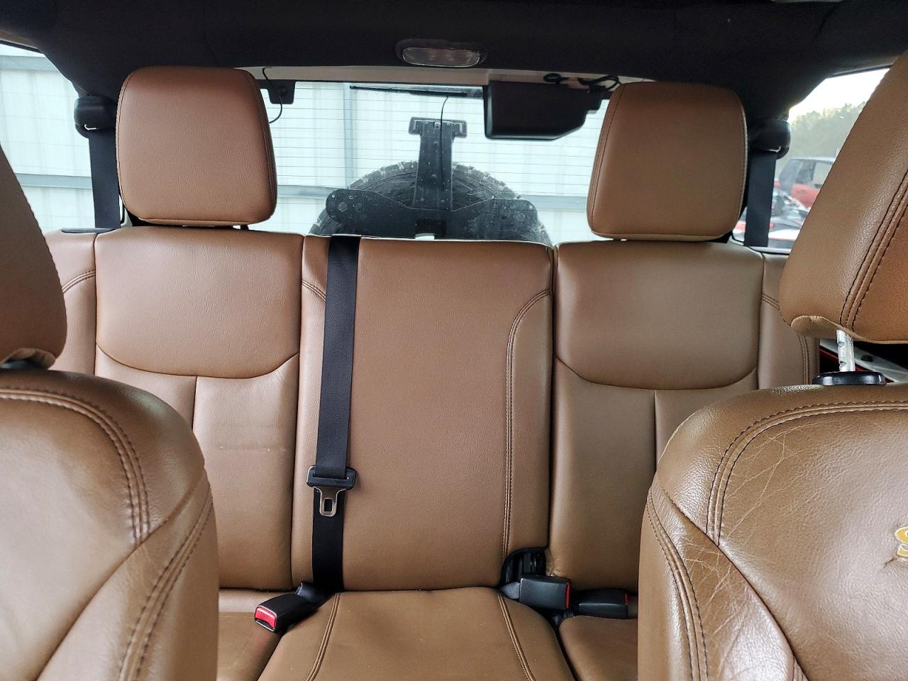 2015 JEEP WRANGLER UNLIMITED SAHARA photo 10