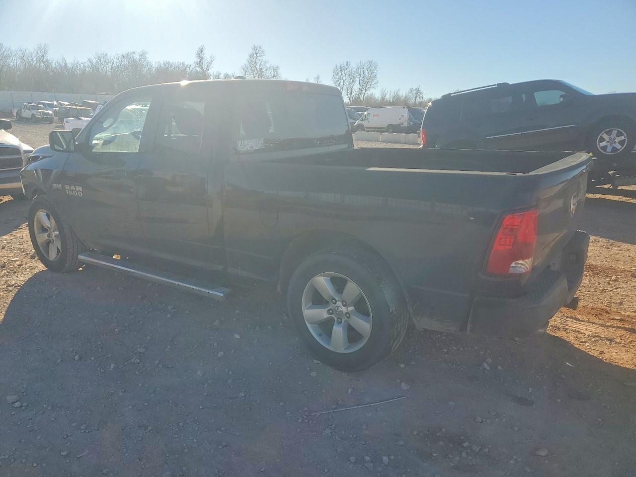 2013 RAM 1500 ST photo 2