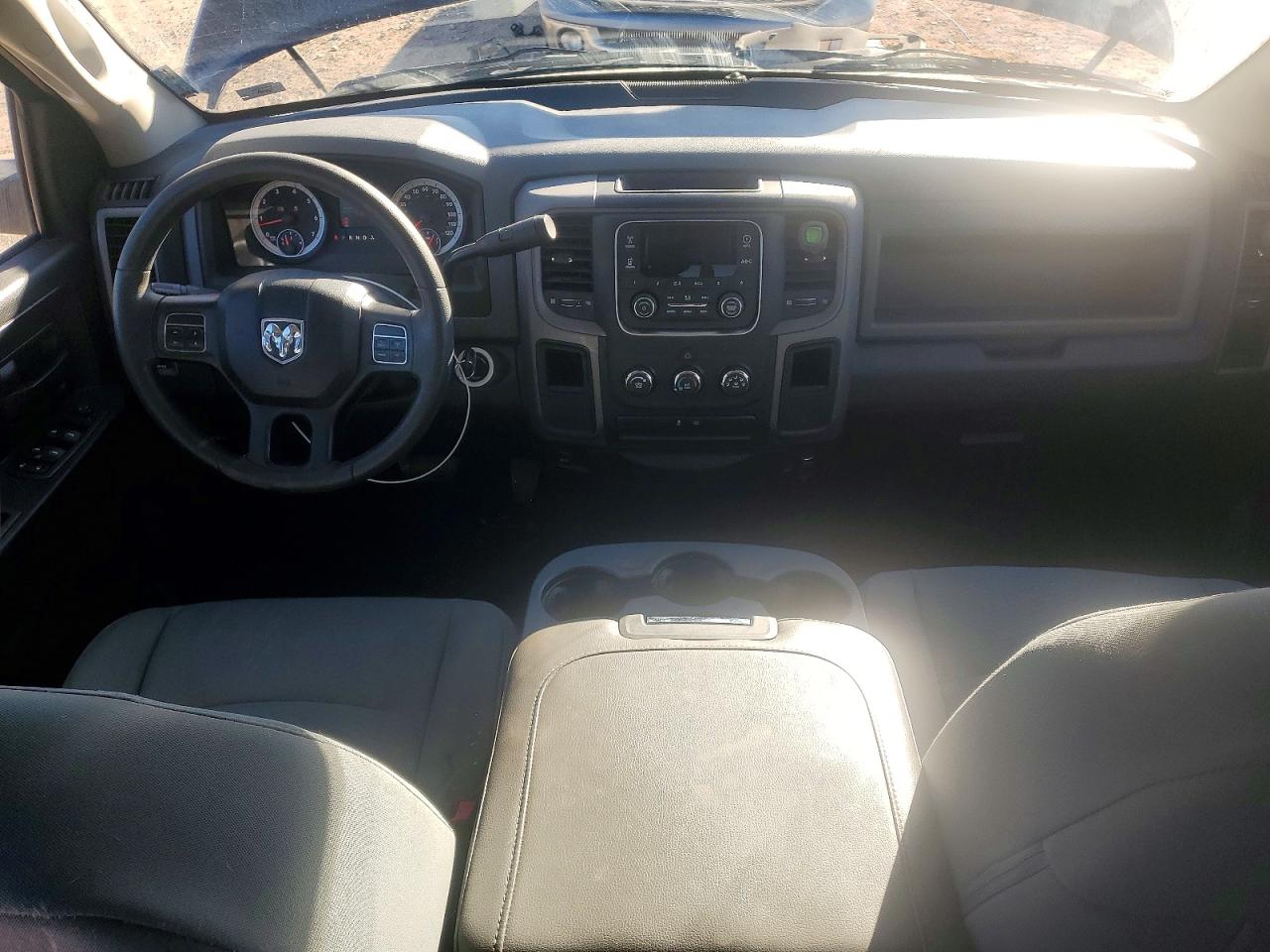 2013 RAM 1500 ST photo 8