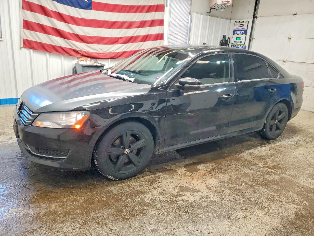 2012 VOLKSWAGEN PASSAT