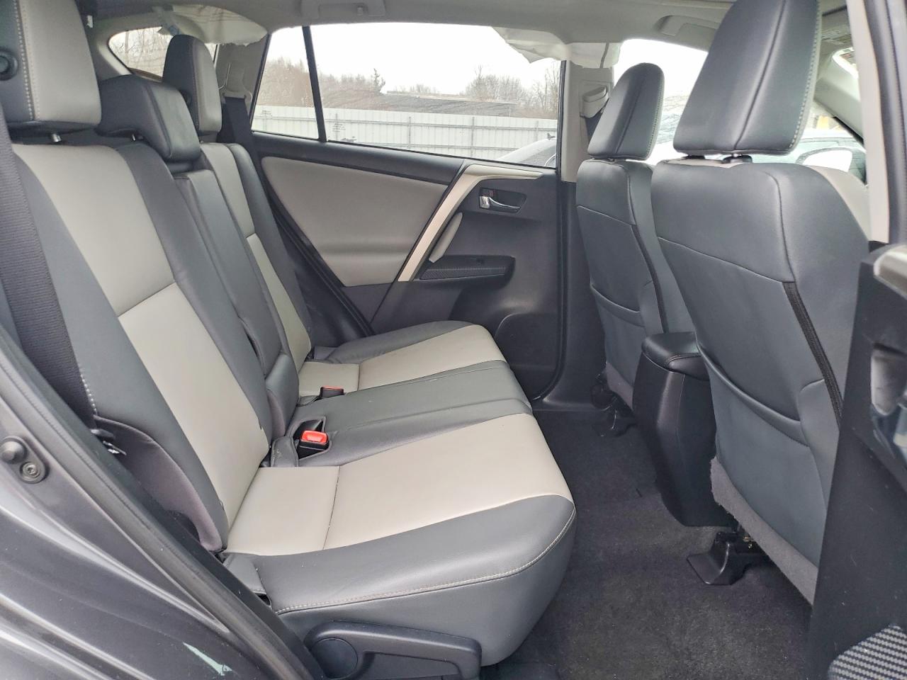 2015 TOYOTA RAV4 LIMITED photo 11