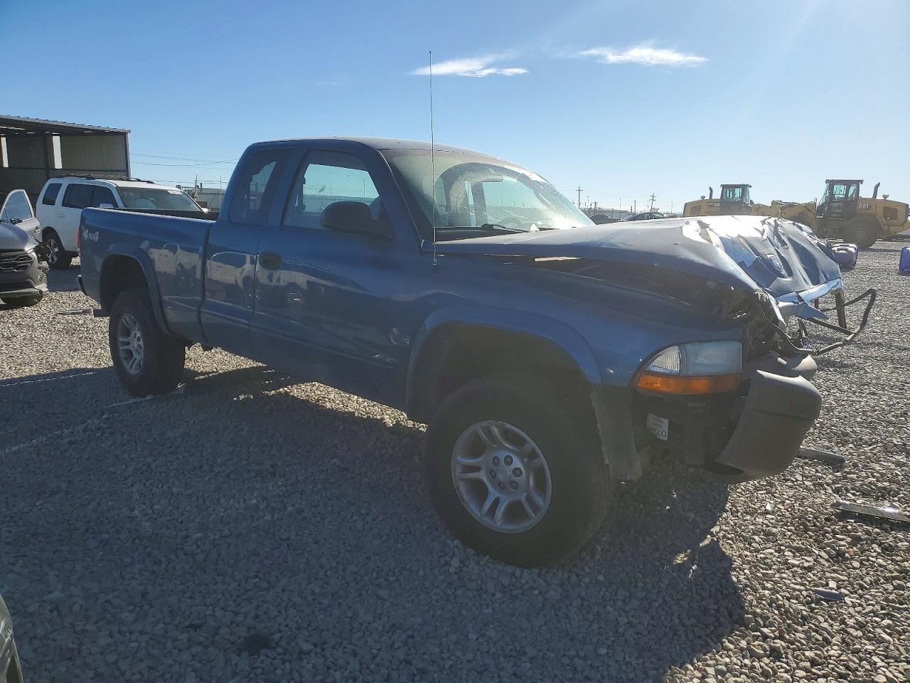 2004 DODGE DAKOTA SXT photo 4