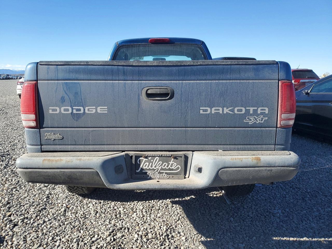 2004 DODGE DAKOTA SXT photo 6