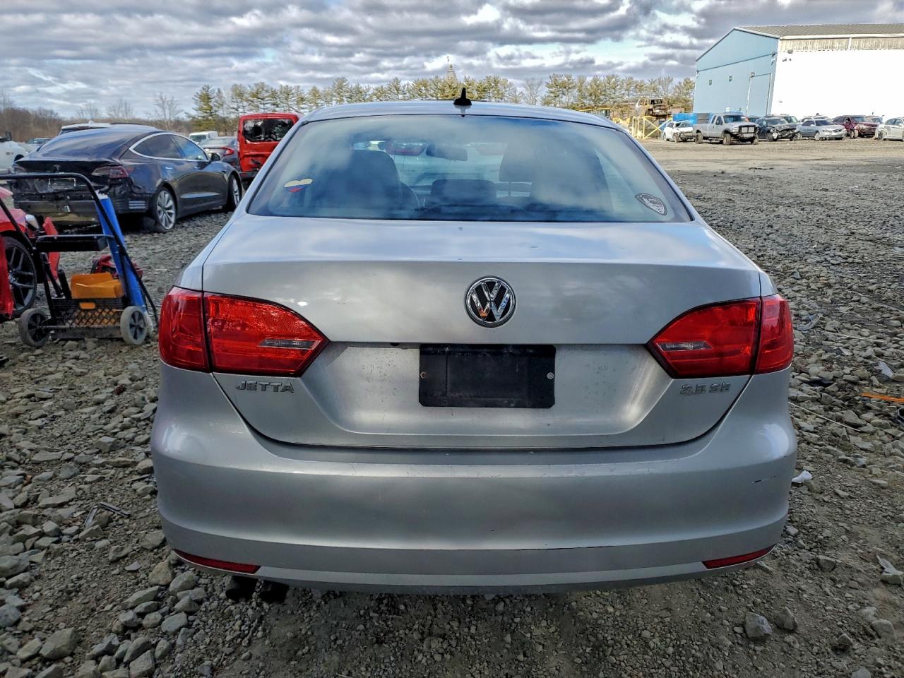 2011 VOLKSWAGEN JETTA SE photo 6