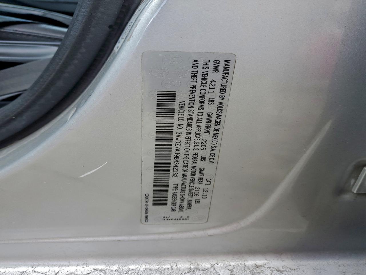 2011 VOLKSWAGEN JETTA SE photo 12