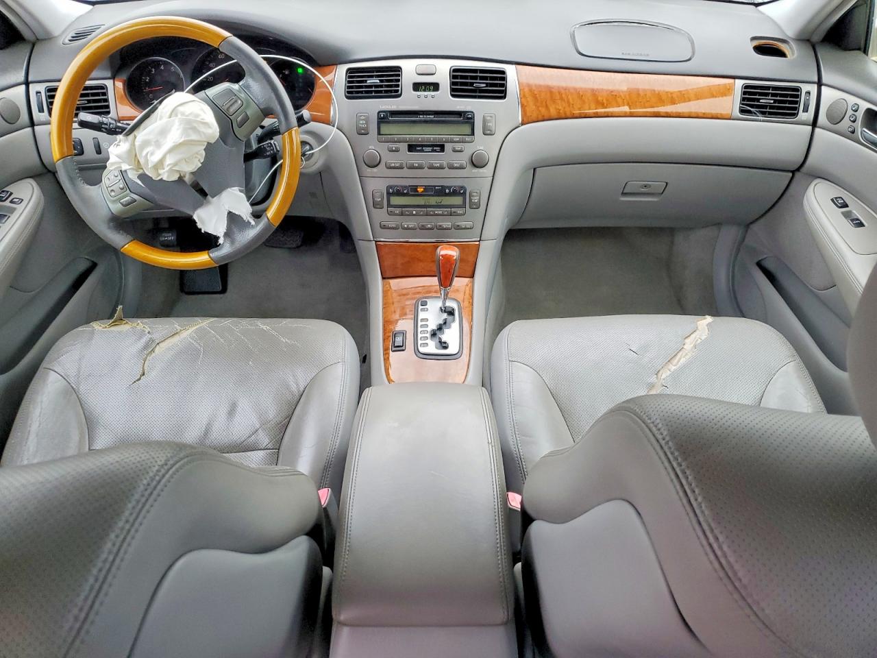 2005 LEXUS ES 330 photo 8