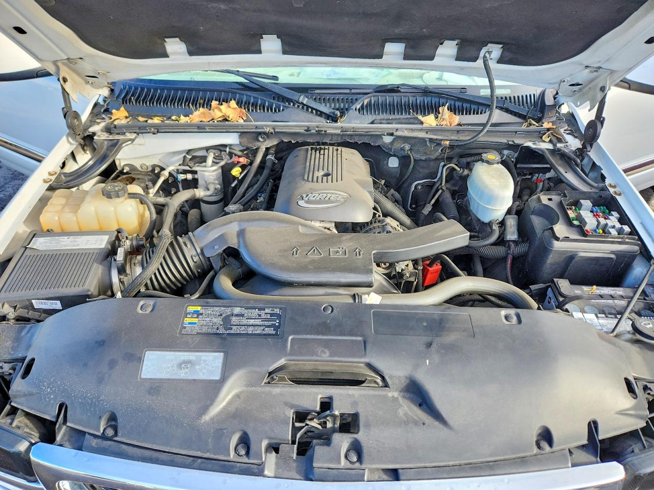 2004 GMC YUKON photo 12