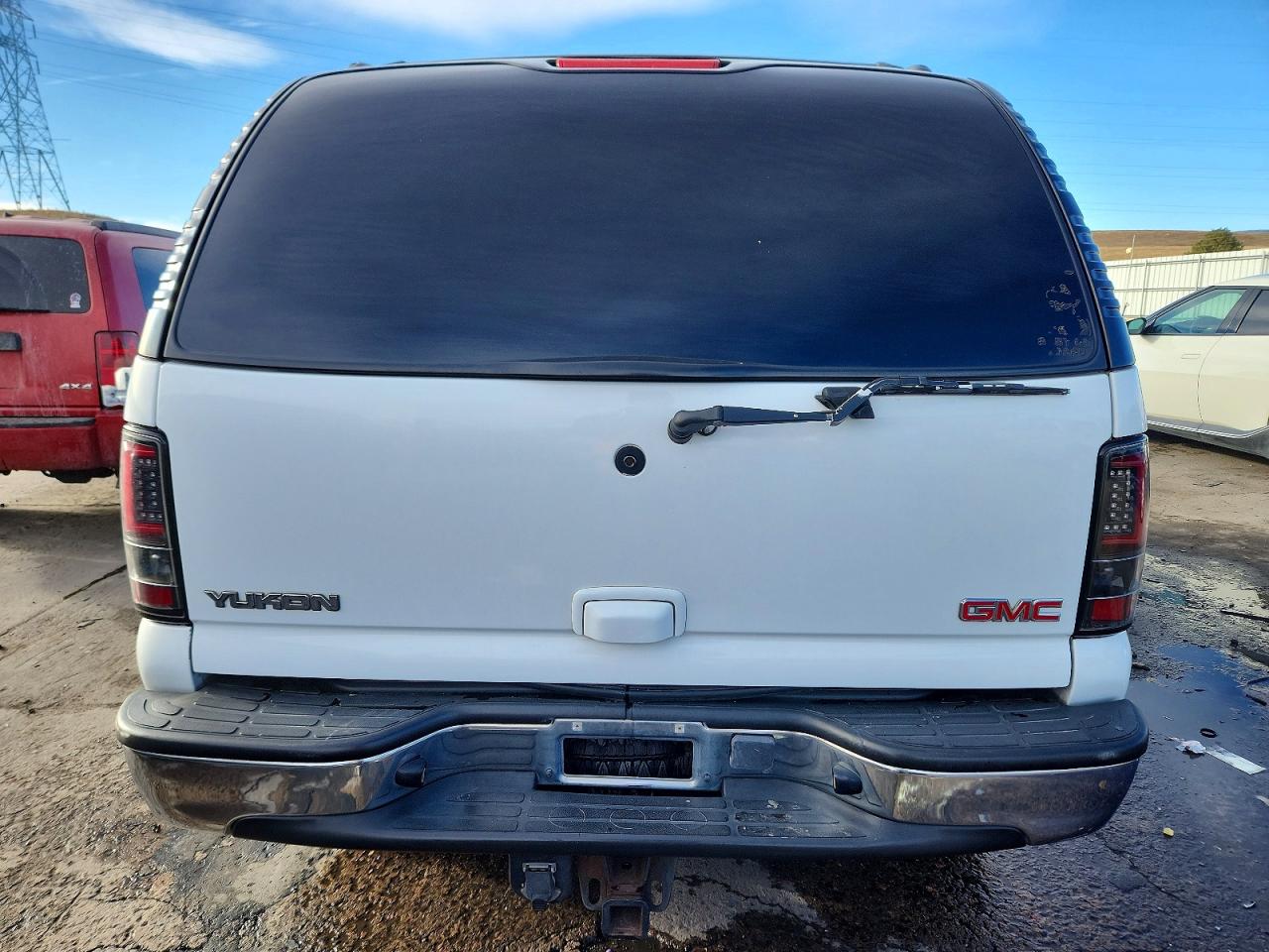 2004 GMC YUKON photo 6