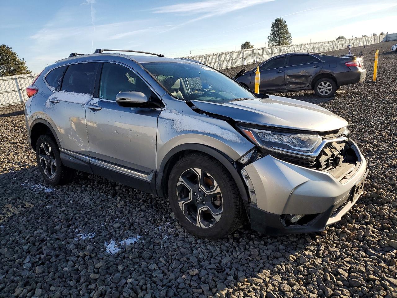 2018 HONDA CR-V TOURING photo 4