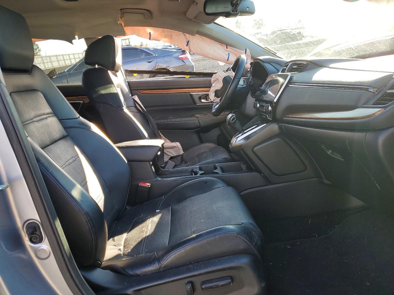 2018 HONDA CR-V TOURING photo 7