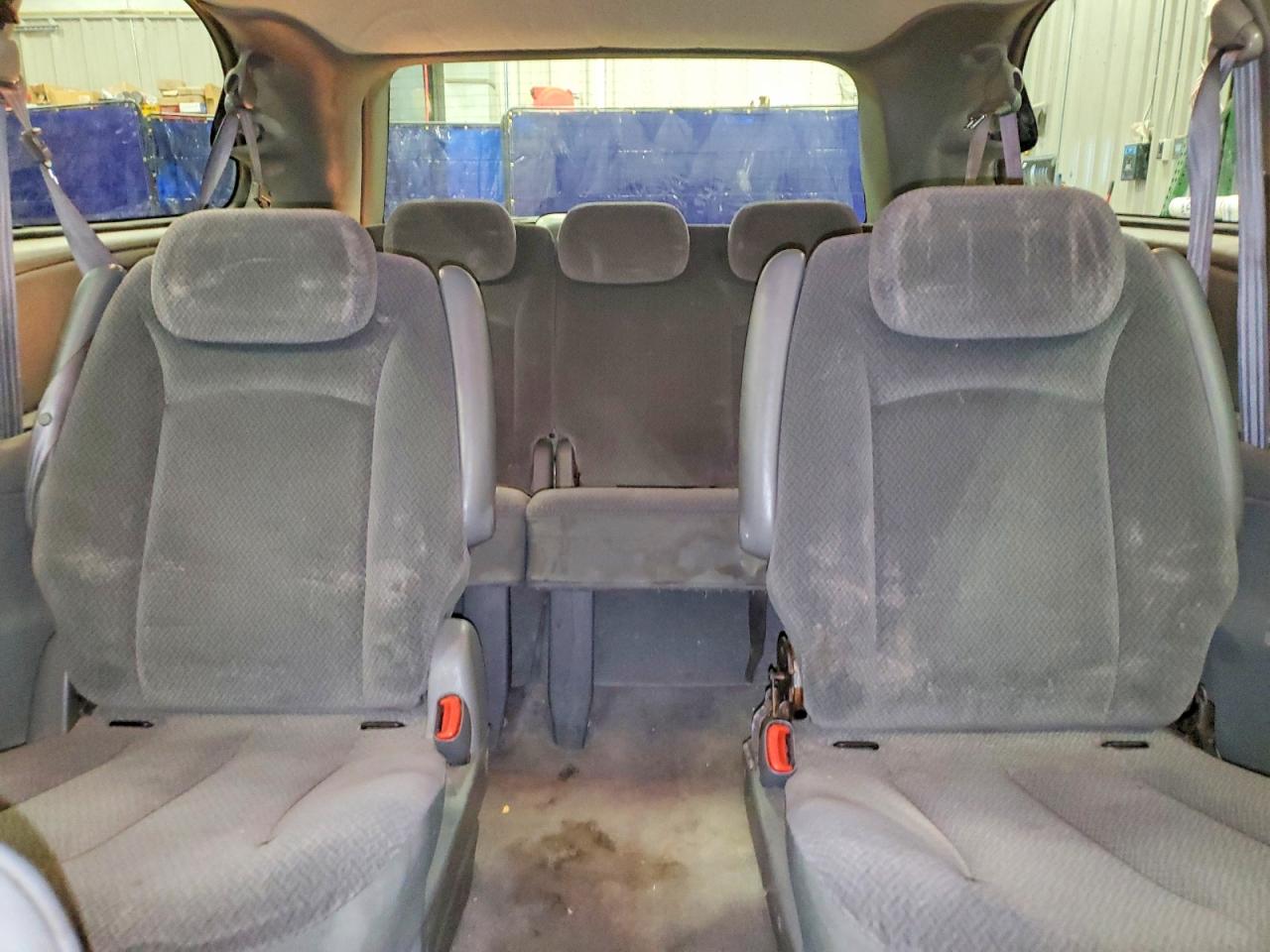 2005 CHRYSLER TOWN & COUNTRY TOURING photo 10