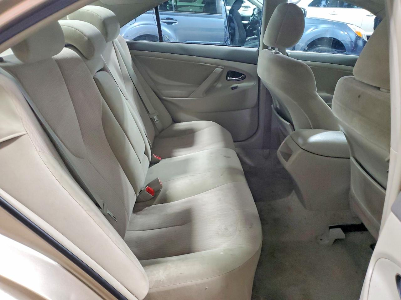 2010 TOYOTA CAMRY BASE photo 10