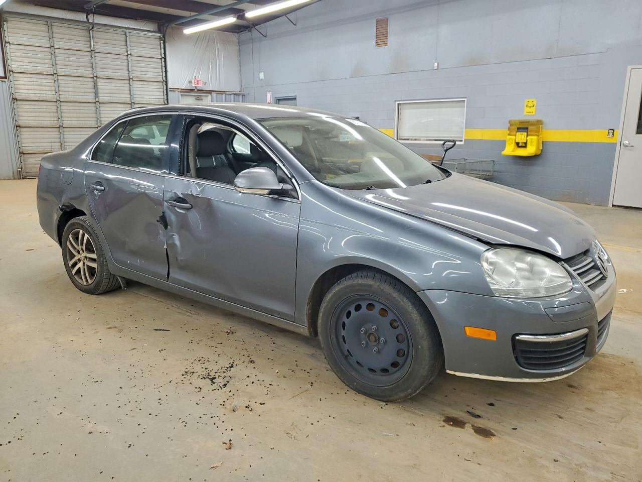 2006 VOLKSWAGEN JETTA TDI photo 4