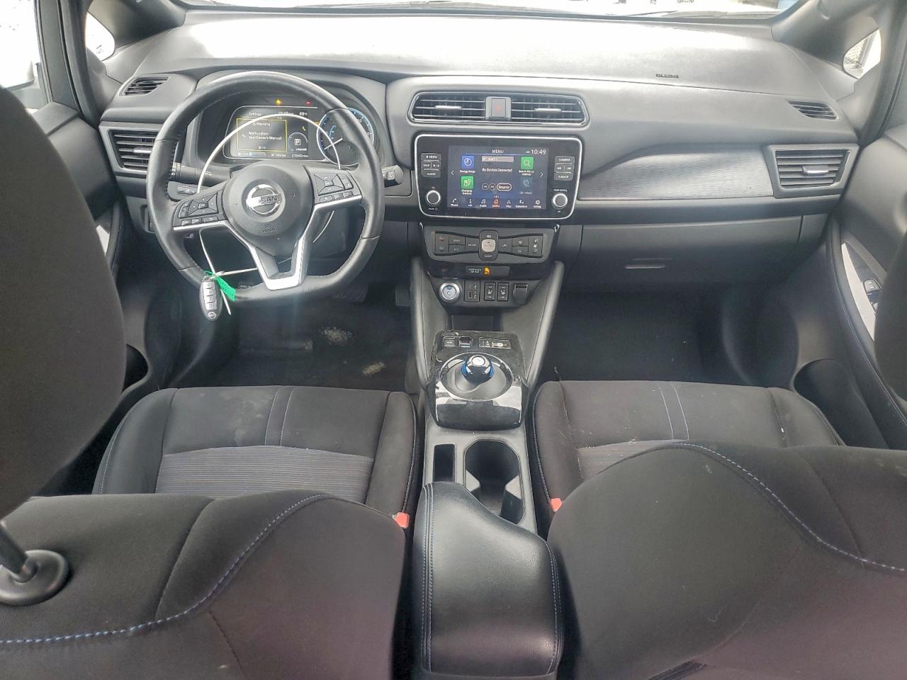 2021 NISSAN LEAF SV photo 8