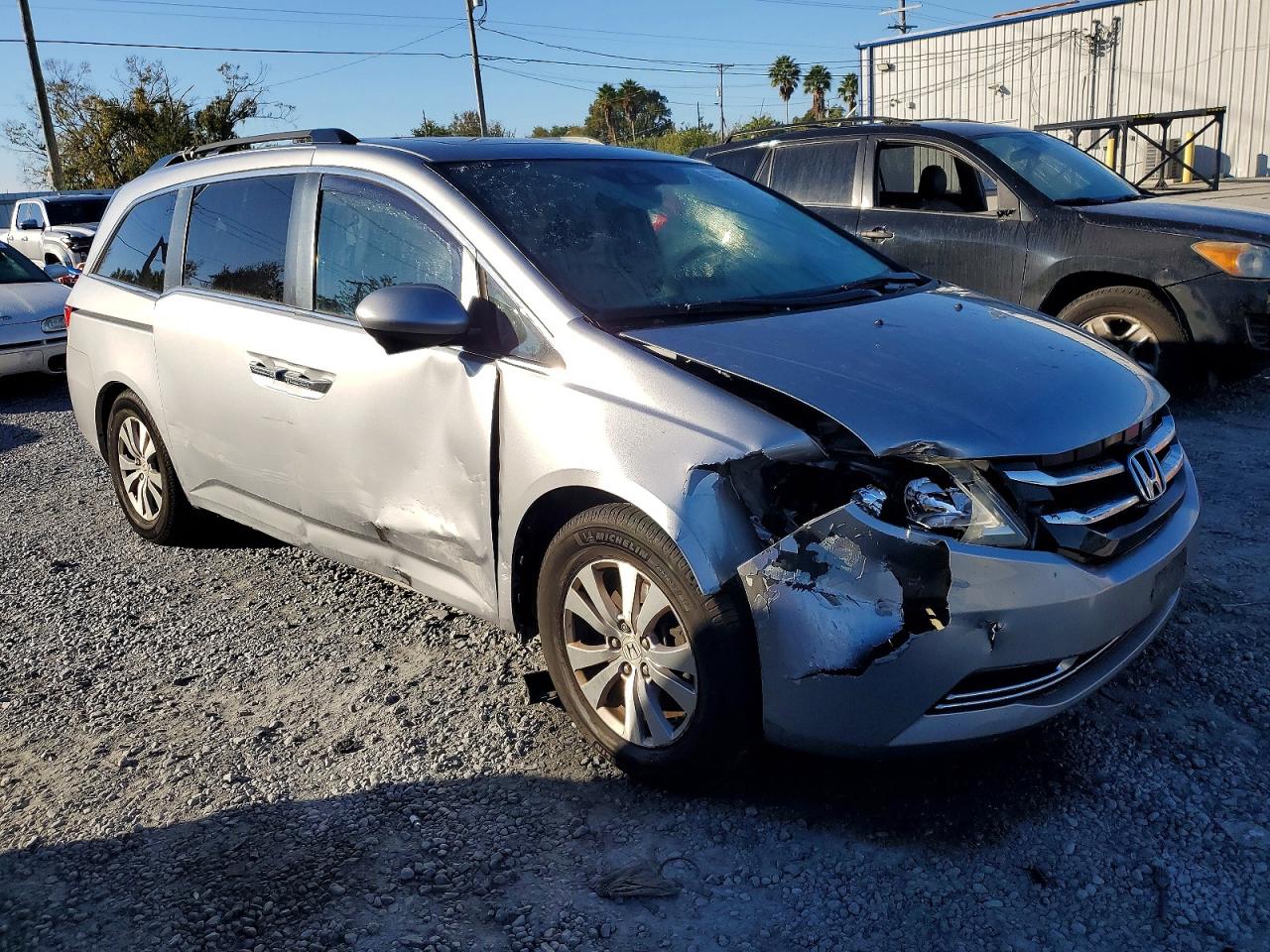 2016 HONDA ODYSSEY EXL photo 4