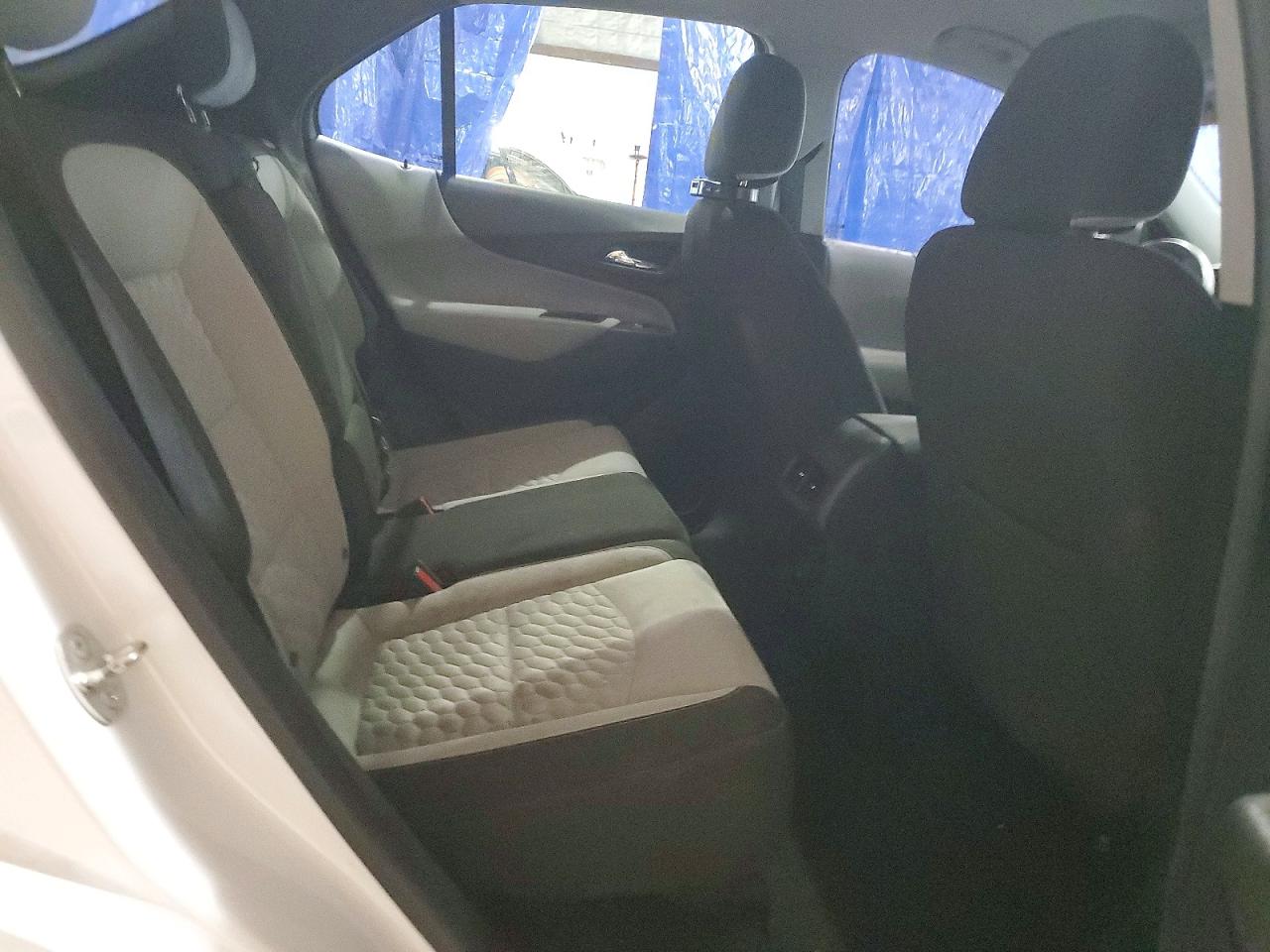 2020 CHEVROLET EQUINOX LS photo 11