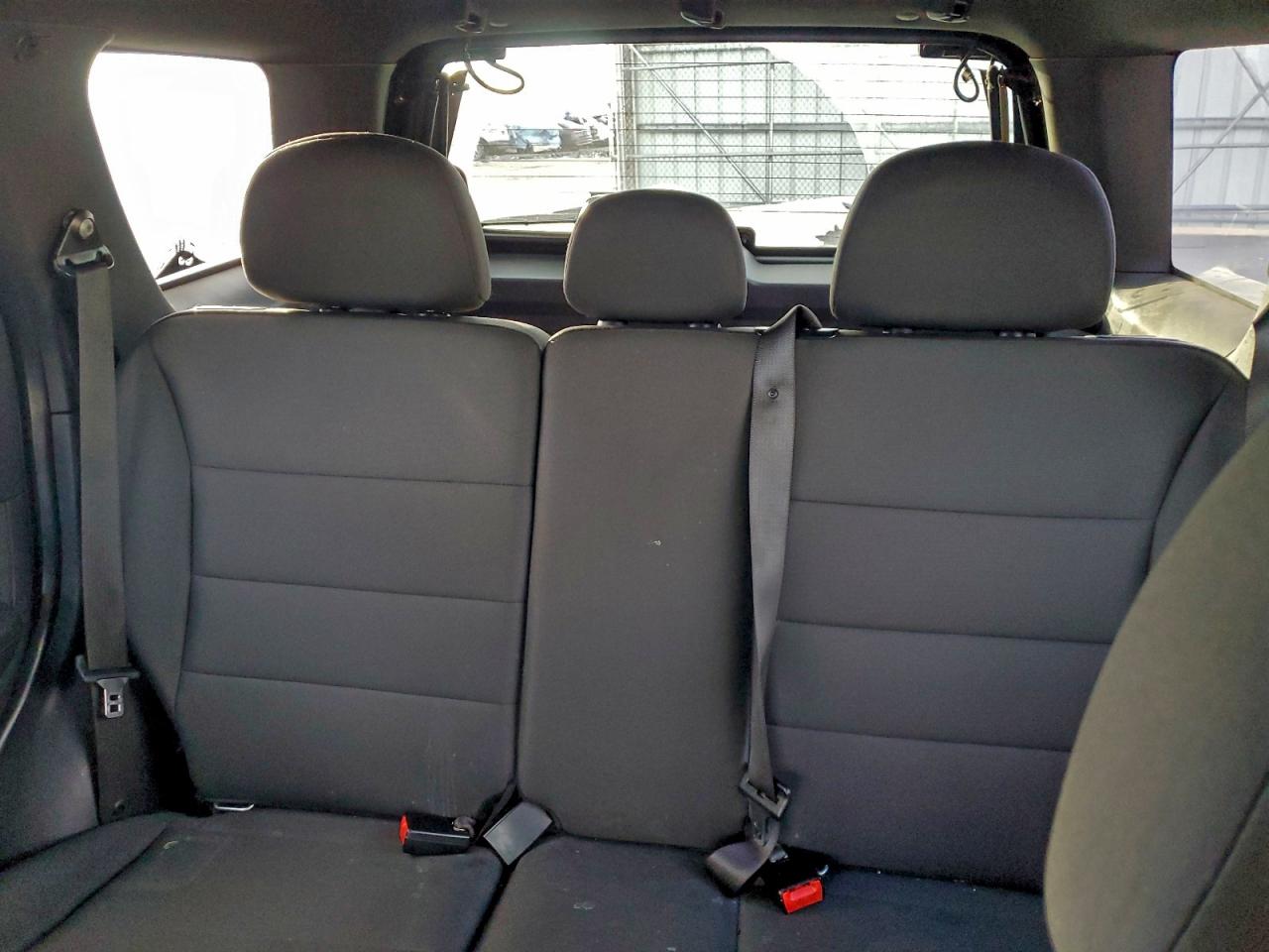 2011 FORD ESCAPE XLT photo 10
