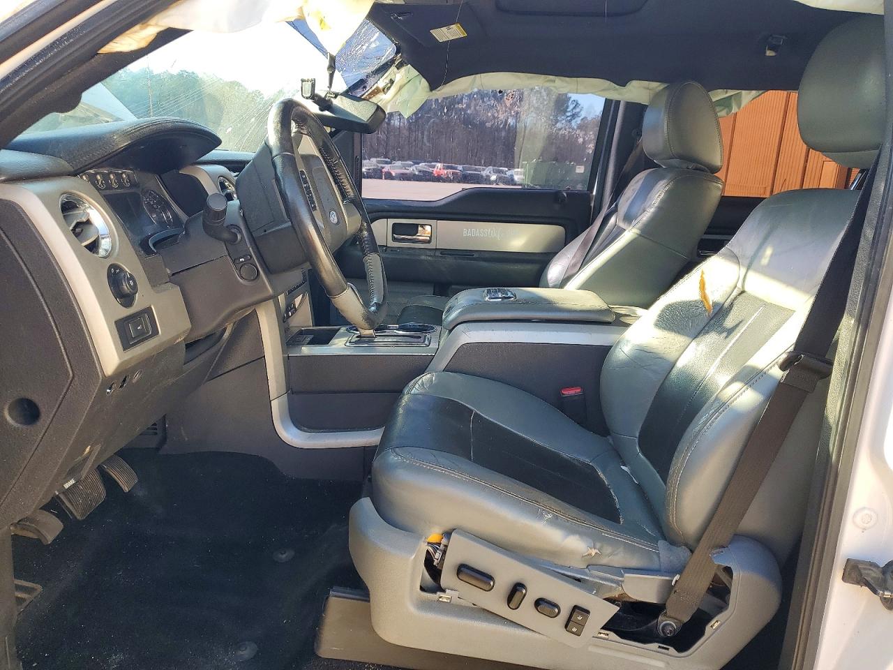2011 FORD F150 photo 13